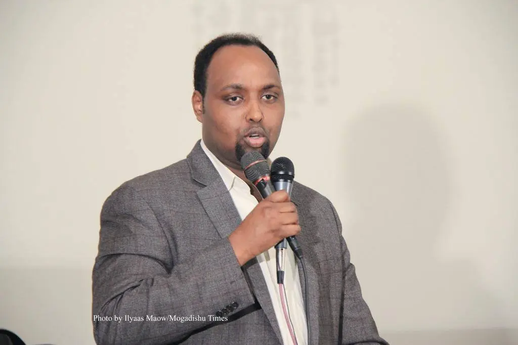 Beenbeene: The Model Opposition and Hopefully The Model Minister