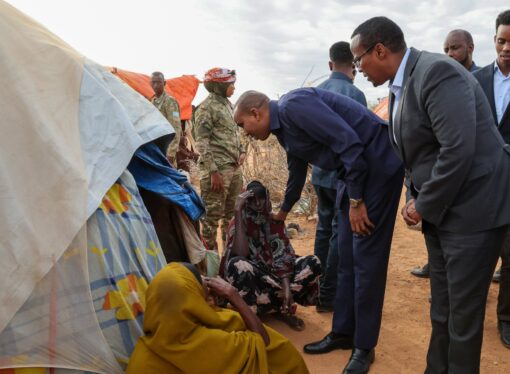PM Hamza visits to the troubled Hiraan area