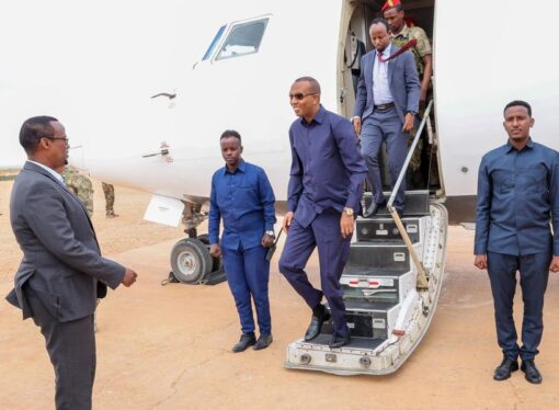 PM Hamza visits to the troubled Hiraan area