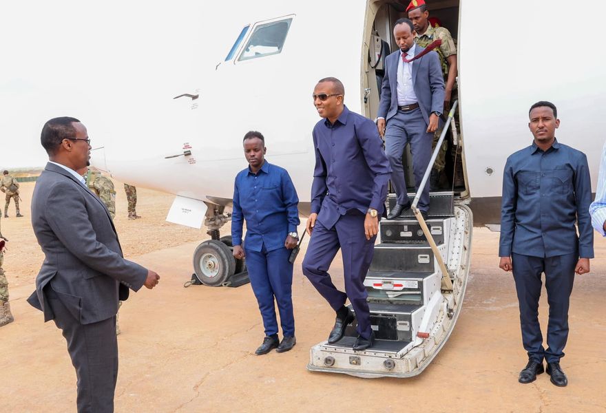 PM Hamza visits to the troubled Hiraan area